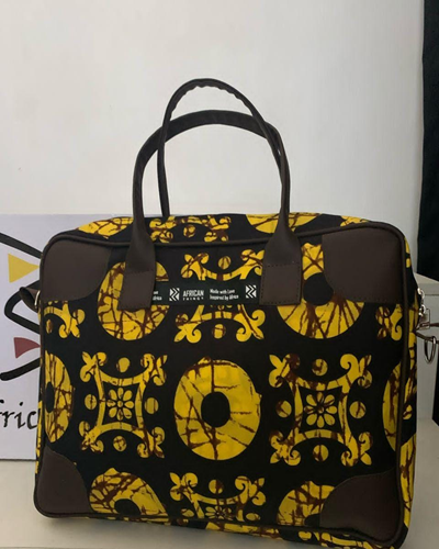 👜 Bags & Lifestyle