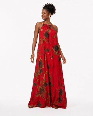 The Backless Dera Halter Maxi Dress in red Tie-Dye